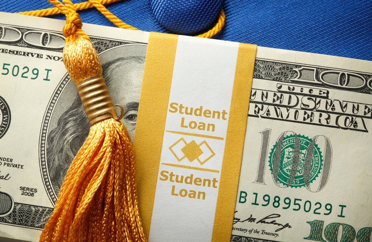 Paying off Student Loan? Here’s Some Ideas That Can Help You to Save Money