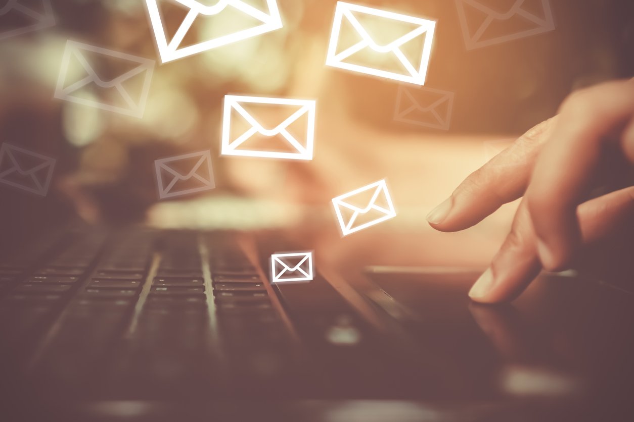 Infographic: 10 Email Marketing Tips to Boost Your Sales
