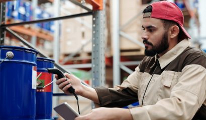 Warehouse Equipment Checklist: Everything You Need to Set Up Your Stockroom